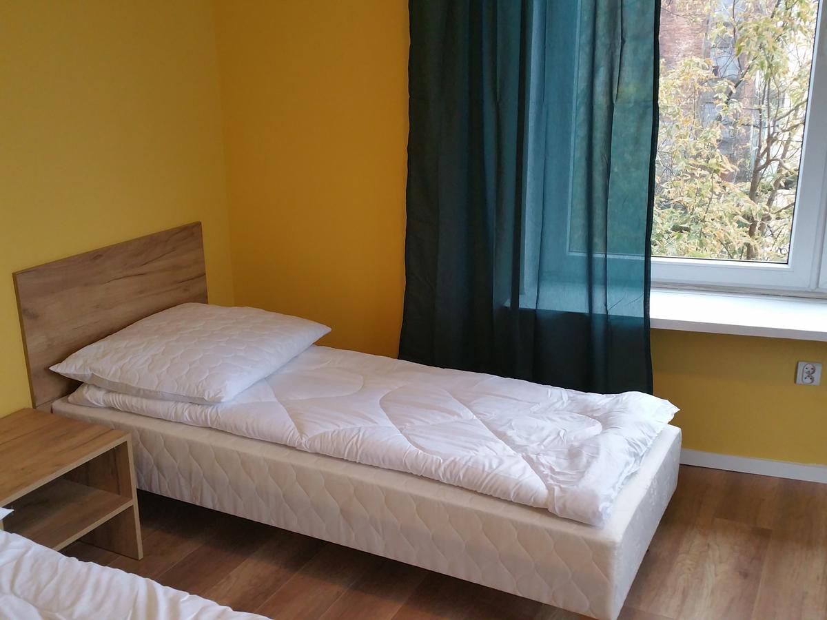 Kaktus Guest House 2 Варшава Экстерьер фото
