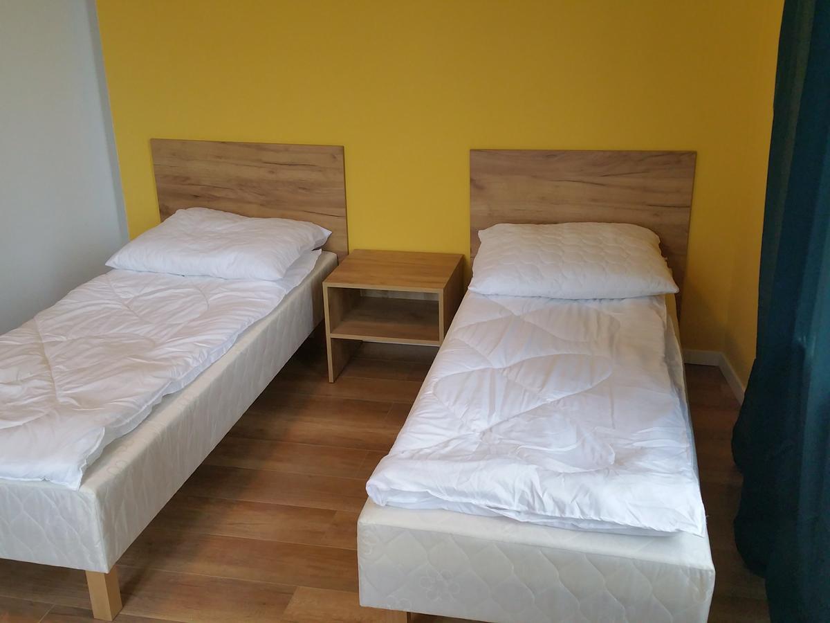 Kaktus Guest House 2 Варшава Экстерьер фото